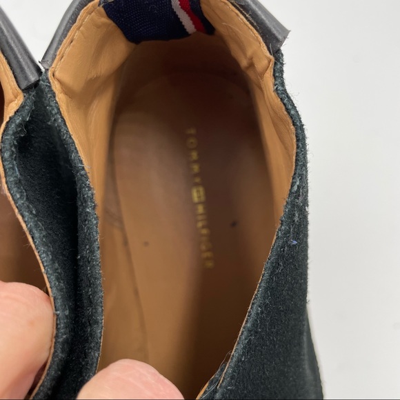 Tommy Hilfiger Zakry Black Suede Chukka Lace Up Bootie 8 - Picture 7 of 11